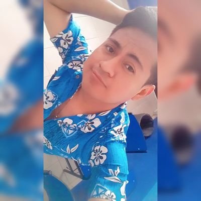 daniel_angelino's profile picture. si vas a dar un paso hacia atrás que sea solo para tomar impulso