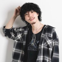 りき"ポーカー美容師" (@riki_poker) 's Twitter Profile