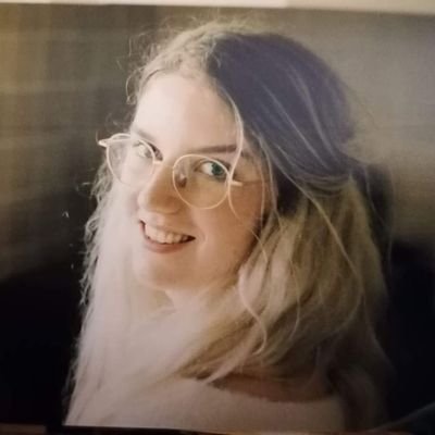 Poet, activist, aspiring cat lady
📍Dublin | 🌊 Tralee