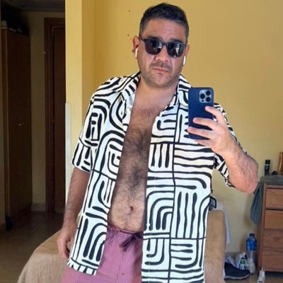 UnaPaja2's profile picture. Argentino, Nudista. Born in ‘83 🇦🇷🏳️‍🌈 Looking around! ✊🏼💦💦💦