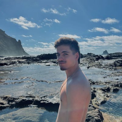 🇵🇹 | 1904🦅 | 22 | Ig: _itz.morais | @moraisyeet 🎮