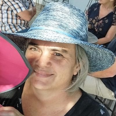 heidiattwood's profile picture. 