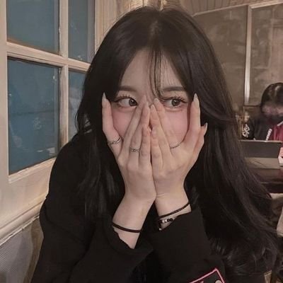 LeighZaihe37108's profile picture. just living my life