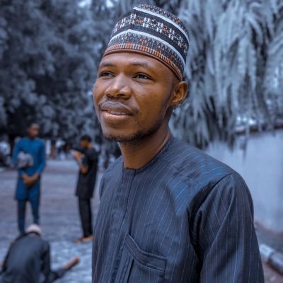 Allah's first
My hero Muhammad Rasulillah S.A.W
Proudly Muslim👳
Engineer 👷 to be in sha Allah
From Geidam Yobe State
Loving my Families
