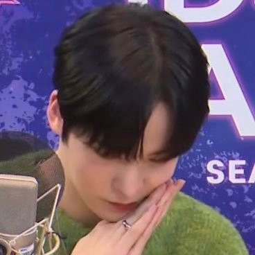 jeong_e2's profile picture. 몽윤 웡윤