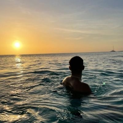 hacenrx's profile picture. 