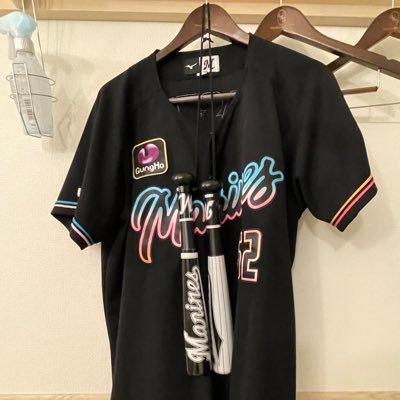 ロッテ、わらび座好き😊。MARINES#7福田秀平#52益田直也！！フォローよろしくお願いします🎉