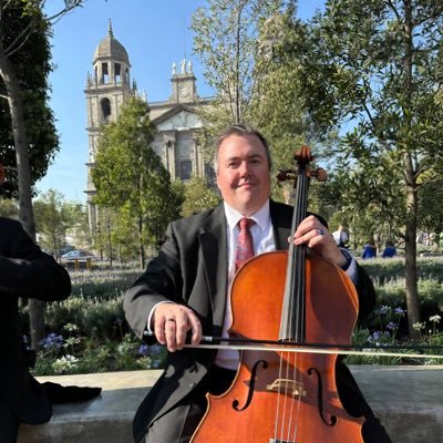 STLcello's profile picture. 