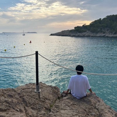 c_wuebpq's profile picture. '97 / 東大→起業 / 広告・AI