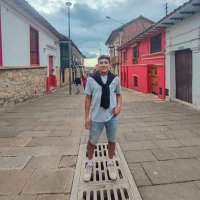 Felipe Bueno (@felipeb75565544) 's Twitter Profile