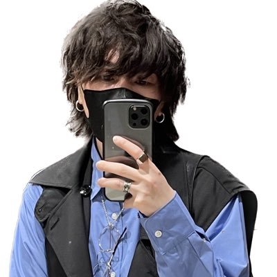 larc_hyde_666's profile picture. 音楽とファッション好き/L'Arc~en~Ciel、VAMPS、HYDE、東京事変、椎名林檎、Acid Black Cherry 、 lynch. 、フジファブリック どなたでもフォロー歓迎です(´-｀)