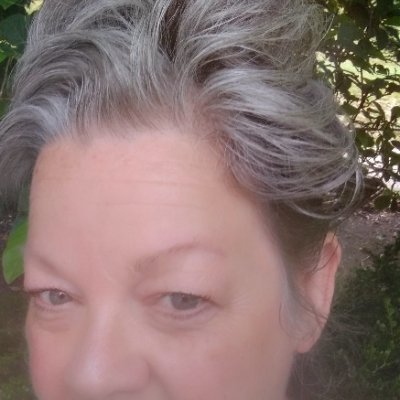PamHutson7's profile picture. 