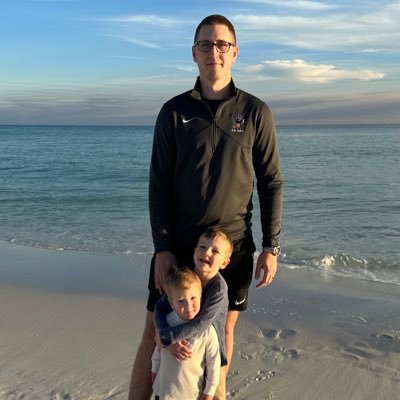 CalebFAdkins's profile picture. General Surgery PGY-2 @balboagensurg | Father/Husband | U.S. Navy | LMU-DCOM ‘24 | Aspiring Trauma Surgeon