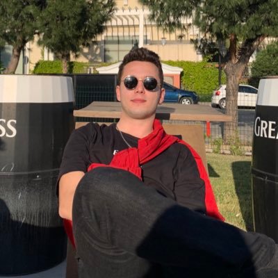 dogukanserezli's profile picture. 