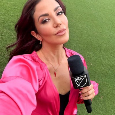 soyantosports's profile picture. SPORTS JOURNALIST. Experiencia: Telecinco, Directv Sports, TVN Panama, FUBOTV, Televen, Telemundo, Apple TV