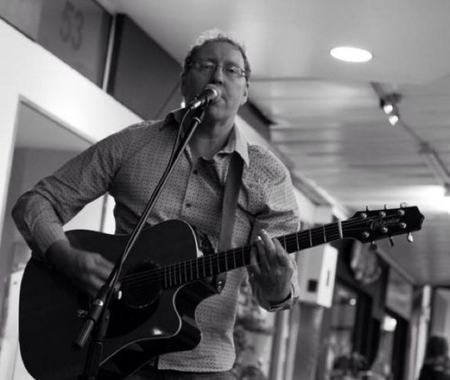 pdaddyaucks's profile picture. Gigging in Auckland NZ as Pete Ward artist, working with DivaliciousNZ.