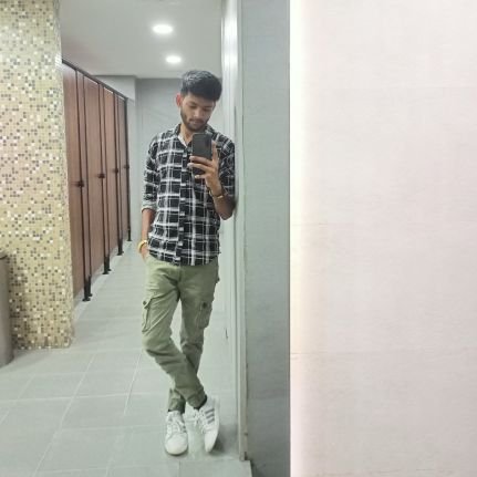 _gaurav_19's profile picture. Become a software engineer || DSA || Web Developer || Coding