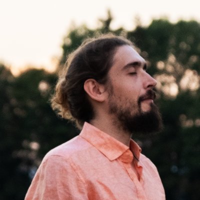 I‘m writing about consciousness, inner development, crypto and society.