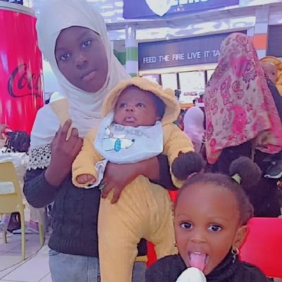 child of God 🙏 Allah Akbar ☝️
I love my family's ❤️❤️❤️

 my ❤️🦣