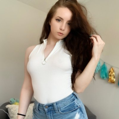 I'm Sofia Emily from Florida, us. I'm single & 23 years old. My Video Profile: https://t.co/p0Mj8hxMON
Call Me: https://t.co/LLd0fnlWUl