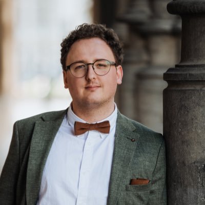 PHP developer with a passion for Laravel @taketheleadBE & owner at https://t.co/fv8moFMUTA