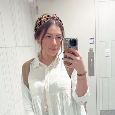 tifffdawgg's profile picture. women cum first