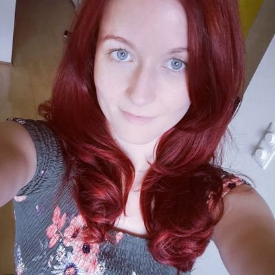 Artist who works on MtG, Hearthstone and other IPs ✨| Barebow Archer 🏹 | Dread Wolf take you 🐺| 🏳️🌈 + BLM | No AI I Email: christina@christinakraus-art.com