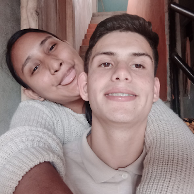 Flores_Isa03's profile picture. 