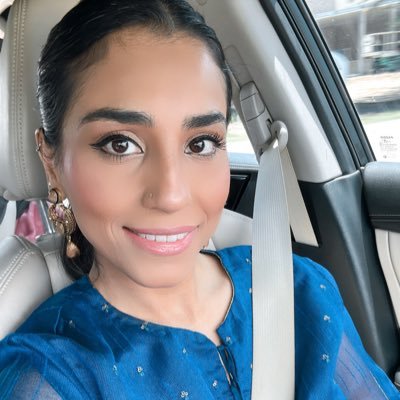 Hinaqureshi26's profile picture. 