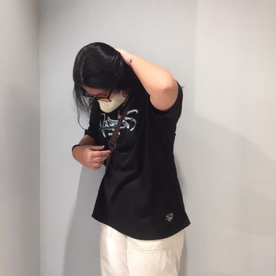 IG: @imkxtaee_
Tiktok: @imkxtee_
