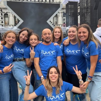 Alessia, Federica, Avril, Greta, Claudia, Mauro, Chiara e Sara. ❤️