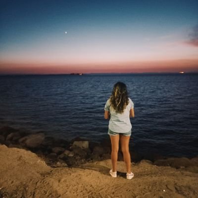 valeValer1a's profile picture. ✨️🌈