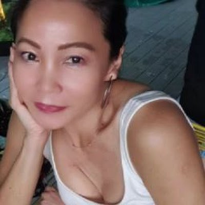 Aspiring Team Leader in the 21st century♡ Dog Rescuer ♡ Let Your Heart/Spirit be the most beautiful ♡ My Superpower is showing others their Superpower 💋