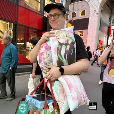 I stream music games from arcades in Tokyo @
https://t.co/m7oClxWJkf 生放送こちら FPS/SDVX∞19.1VF/オンゲキ16.2(Ongeki) 🇯🇵 English//日本語 🇨🇦