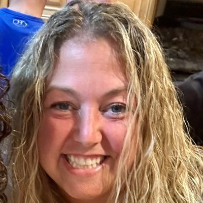 jmec74's profile picture. 