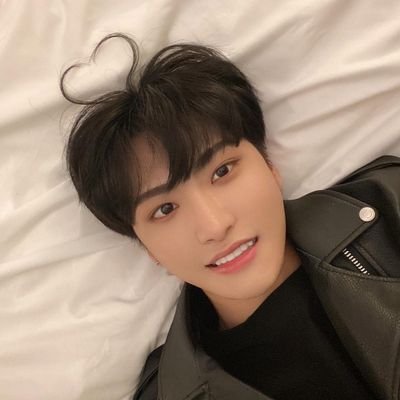 park_torchrelay's profile picture. 내 빛이 되어주오, 성화봉송 🌟