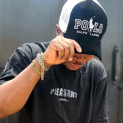 timothy_morawo's profile picture. living is winning