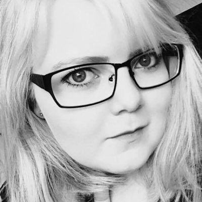 dayzeethecozy's profile picture. I play story-driven, mystery, horror and cozy games | Join me for cozy streams and good vibes only on Twitch! https://t.co/OwNwx62hcK 💜