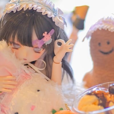 ドール、卯月が大好き。最近Poker。
風景、レース、ドール、コスプレ、ポトレとかなんでも撮る人。撮られても良い人一緒に撮りたい人welcom!!
趣味アカ
@halu_garden→園芸
使用機材：Nikonで統一
お問い合わせ：halu.kanri@gmail.com