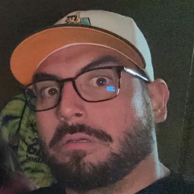Buenos días. Twitch affiliate. Unfunny person. I’m Trying my best here.