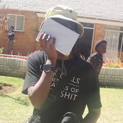 LeratoLeqela's profile picture. God first😜❤️. Author. Student. Entrepreneur❤️❤️❤️