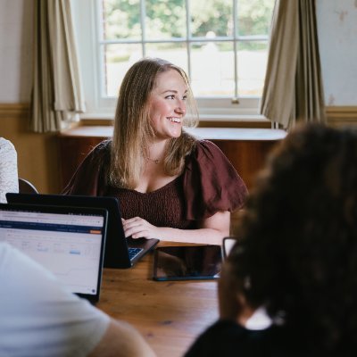 Better at brand marketing than my own personal Twitter...
👩💻 CMO @withoneder | Founder of @thedoersuk
🗣 Advocate for the freelance workforce