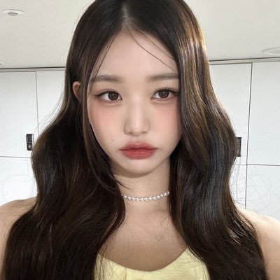 bhauty's profile picture. — 赢得年轻 ⭑ 直井丽