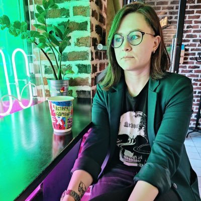 shi_darina's profile picture. 