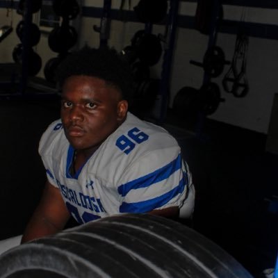 🚧Tuscaloosa County High School/ Class of 2024/ Defensive Tackle- Nose/ Weight: 270 Height: 5’11/ Number 96/ 📞 (662)-380-2557
