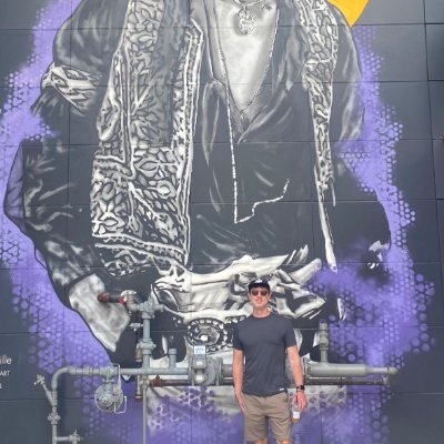 nzaloneISback's profile picture. Ex-Tweep, Rad-ish Dad