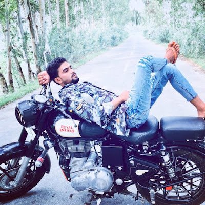 SonuThakur8877's profile picture. 