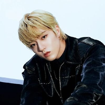 haruflyyy's profile picture. Luck comes only to those who work hard.