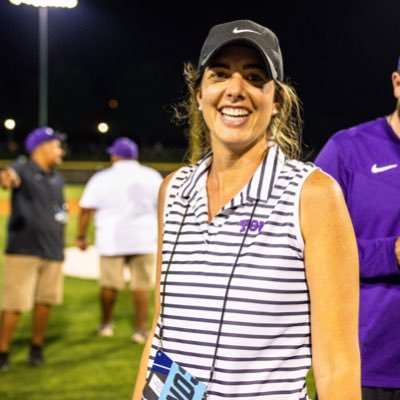 Director of Creative Content (and most things social 🤳) @TCU_Athletics & @TCU_Baseball || University of Texas Alum 🤘🏻 ||