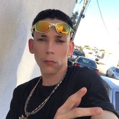 Blindado contra todo mal olhado, meu colete é Deus! 🔥👺 - 1998 - 031 - BH 📍